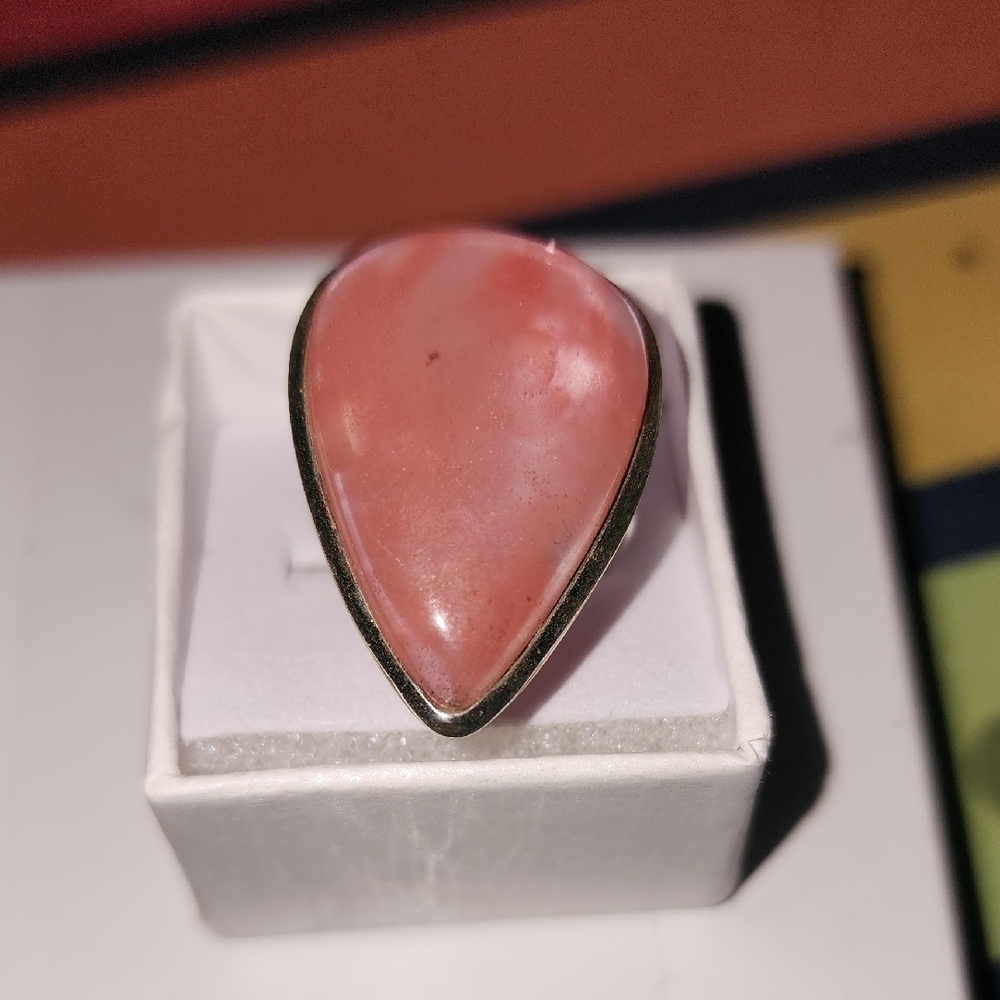 Elegant Pink Teardrop Ring
